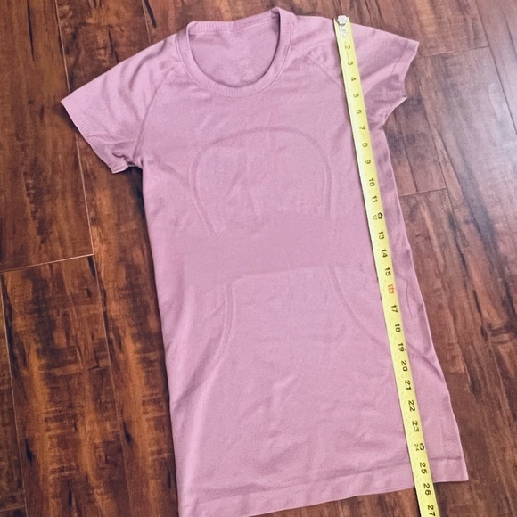 LULULEMON Swiftly Tech Top - Picture 5 of 7
